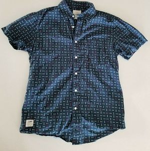 Lira button up